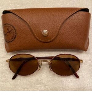 Ray-Ban Oval Sunglasses with Tan Case